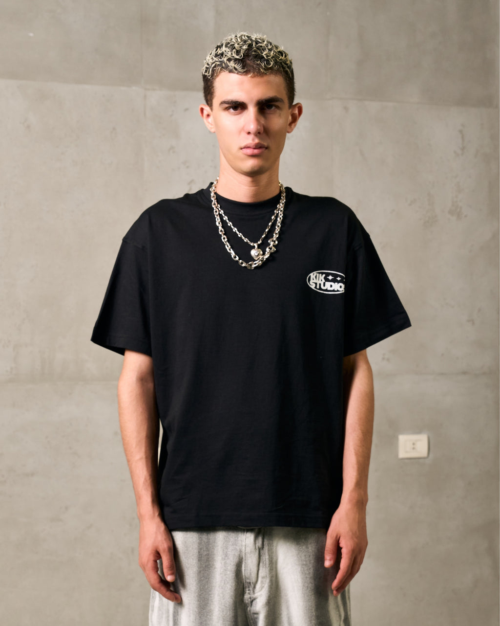KIK STUDIOS- BLACK