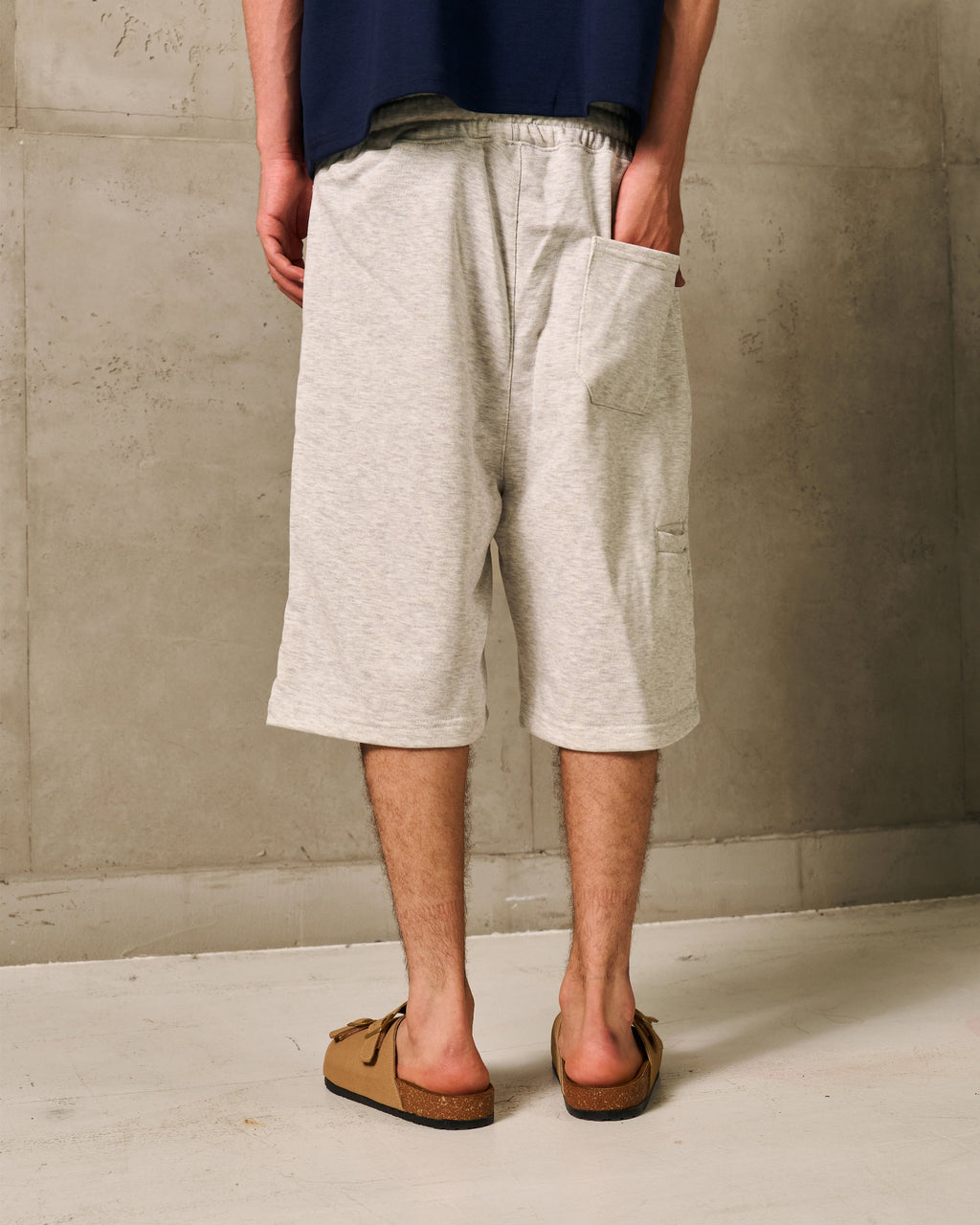 KIK SHORT - LIGHT GREY