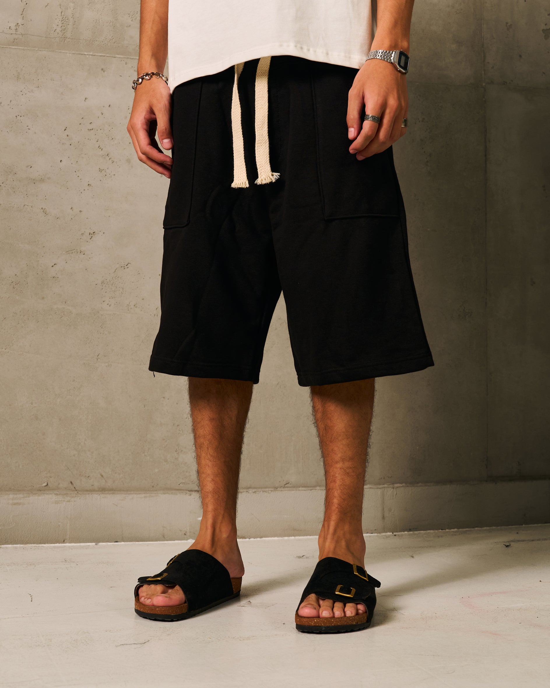 KIK SHORT - BLACK