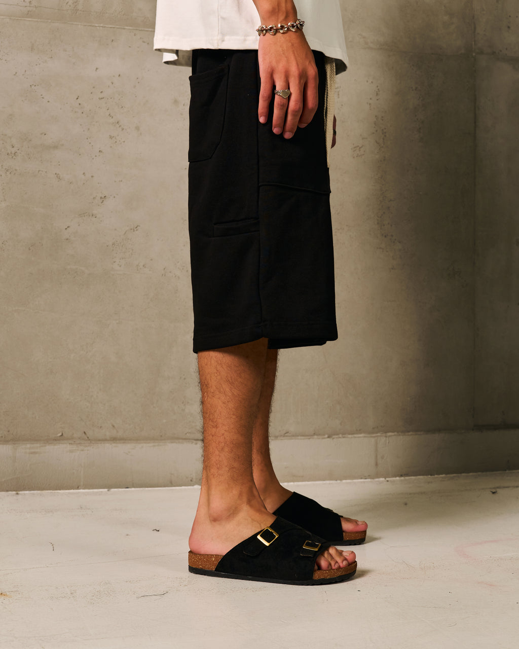KIK SHORT - BLACK