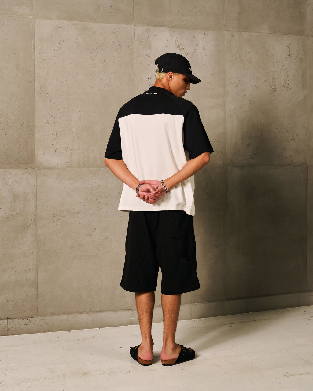 KIK OBJ REGLAN TEE - WHITE