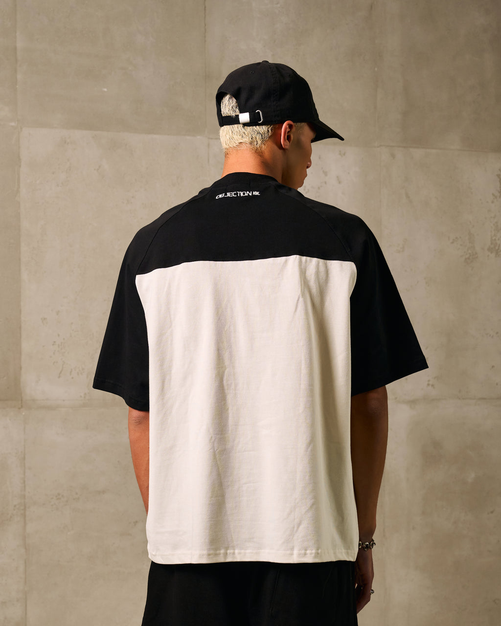 KIK OBJ REGLAN TEE - WHITE