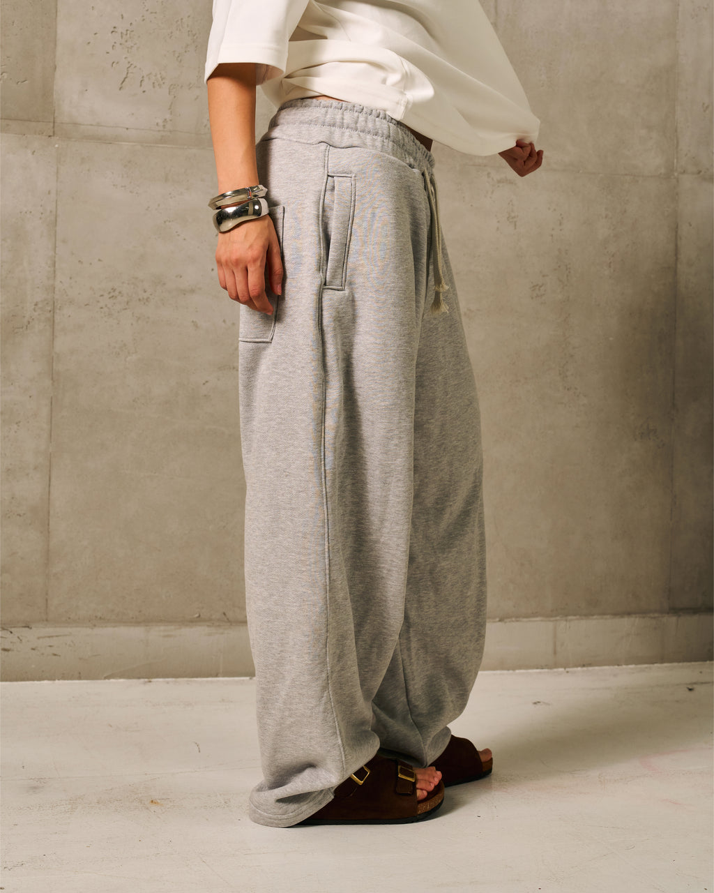 KIK SWEATPANT- LIGHT GREY